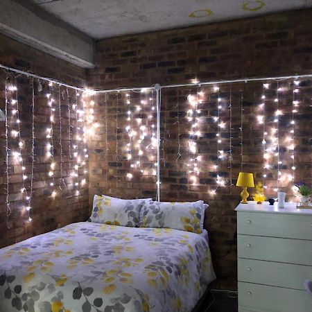 Cozy Apartment In The Center Of Maboneng With Free Wifi 约翰内斯堡 外观 照片