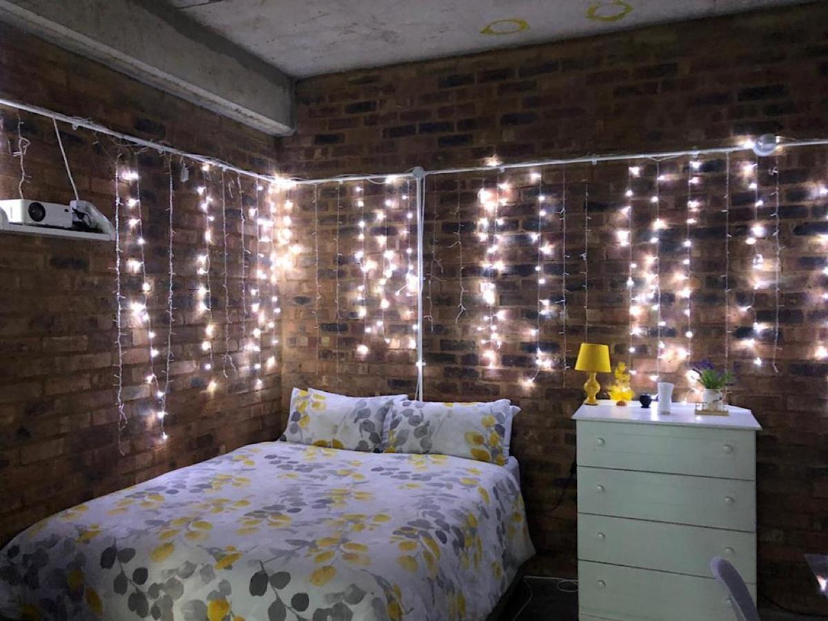Cozy Apartment In The Center Of Maboneng With Free Wifi 约翰内斯堡 外观 照片